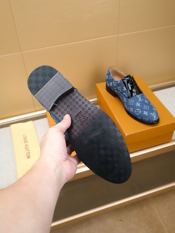 ルイヴィトン靴全体デザイン